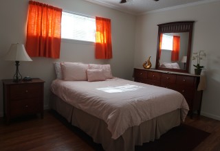 14-Bedroom111